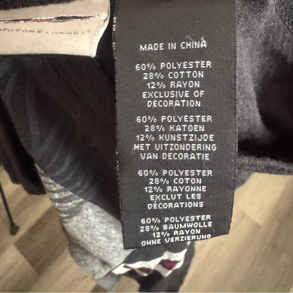 Harley-Davidson Women’s Gray and Black Long Sleeve Henley Shirt - Picture 6 of 6